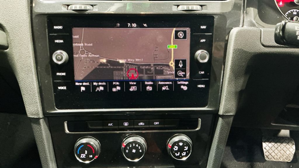 Used Volkswagen Golf 2019 for sale - 77693140: Photo 7