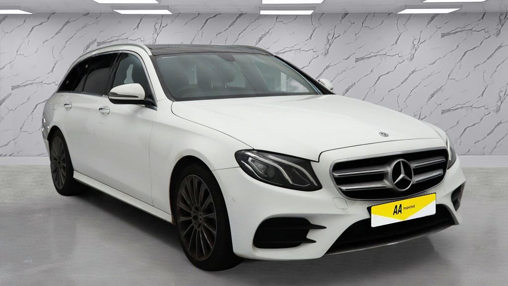 Used Mercedes-Benz E Class 2018 for sale - 77153440: Photo 2