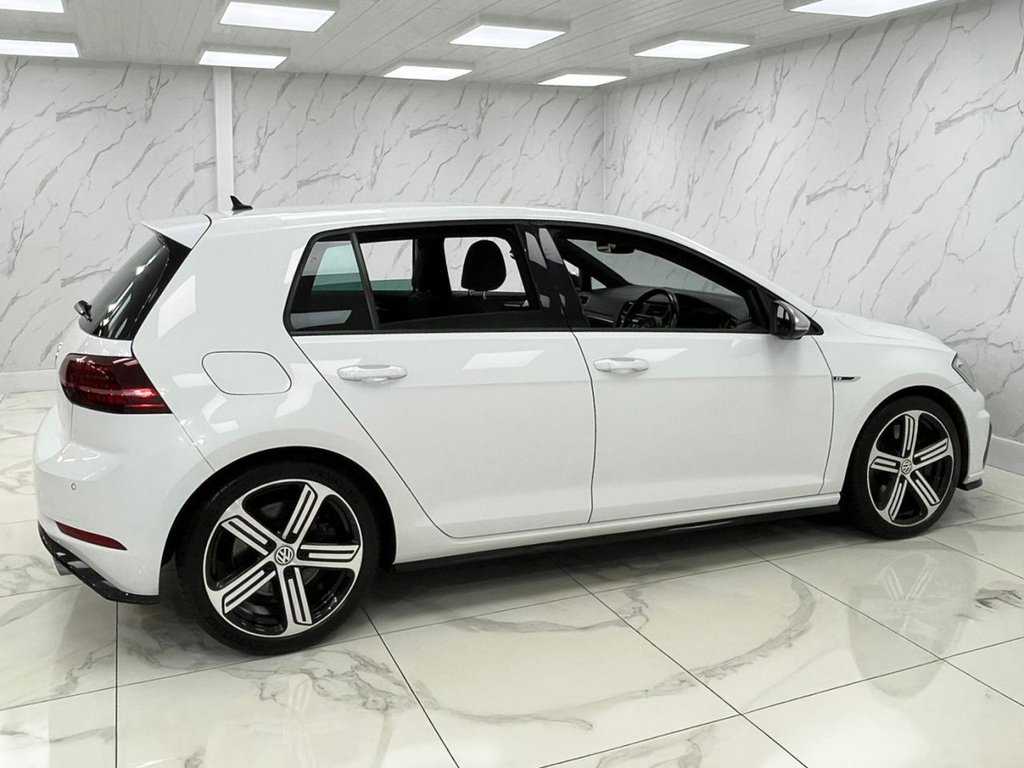 Used Volkswagen Golf 2018 for sale - 76470367: Photo 11