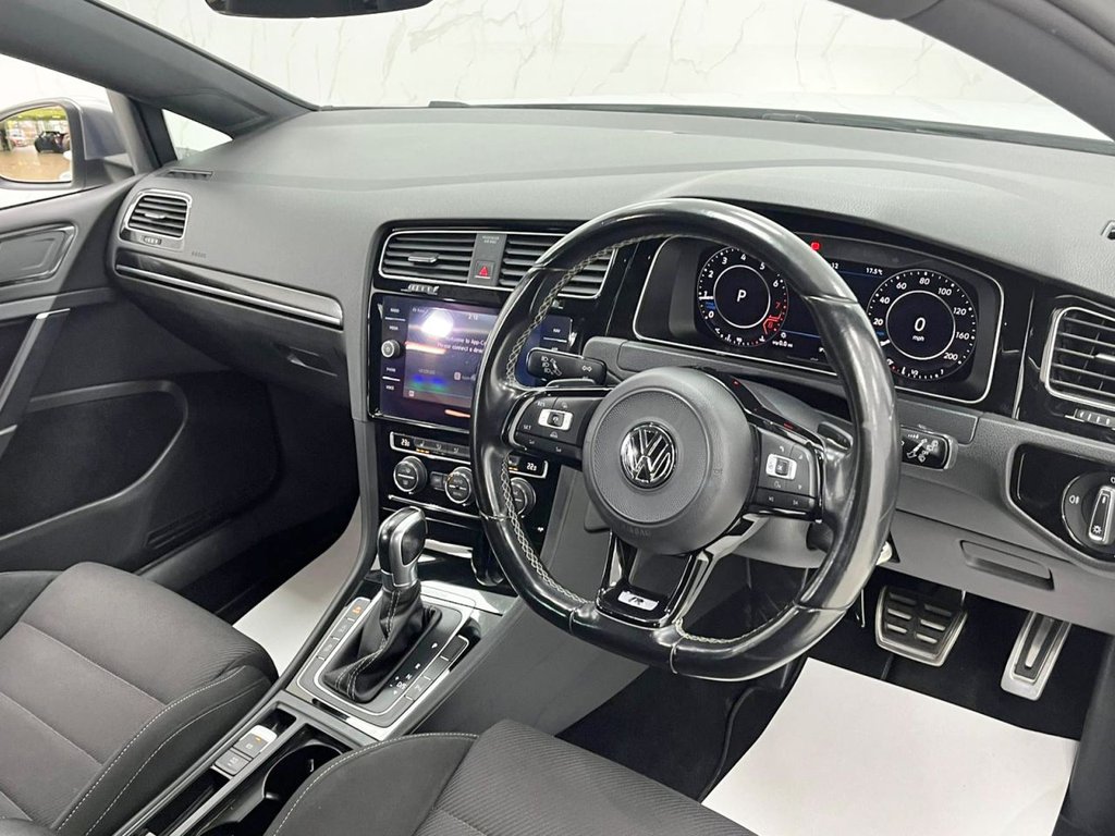 Used Volkswagen Golf 2018 for sale - 76470367: Photo 28
