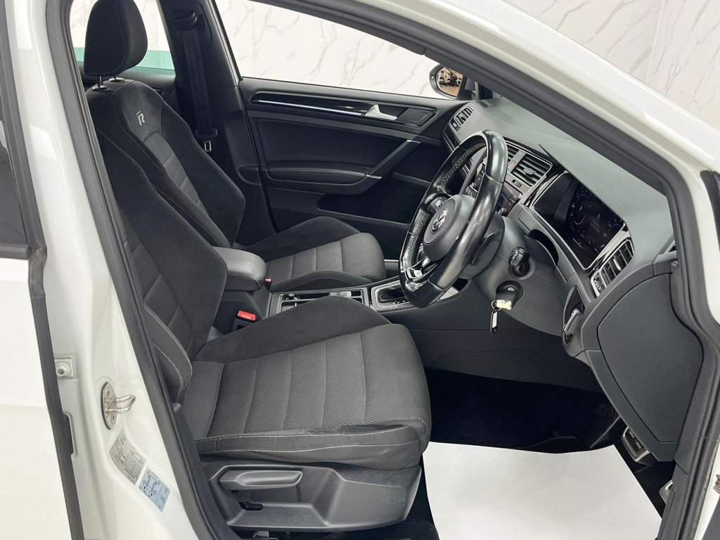 Used Volkswagen Golf 2018 for sale - 76470367: Photo 29