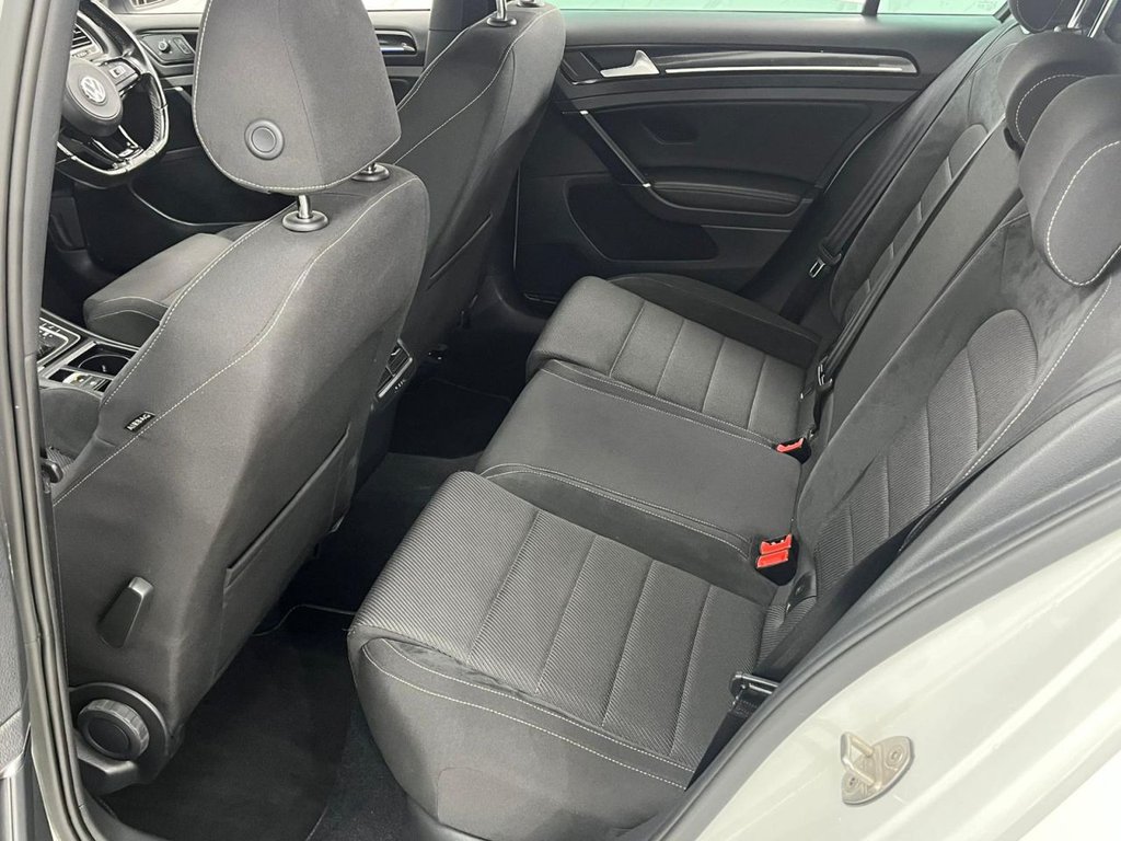 Used Volkswagen Golf 2018 for sale - 76470367: Photo 31