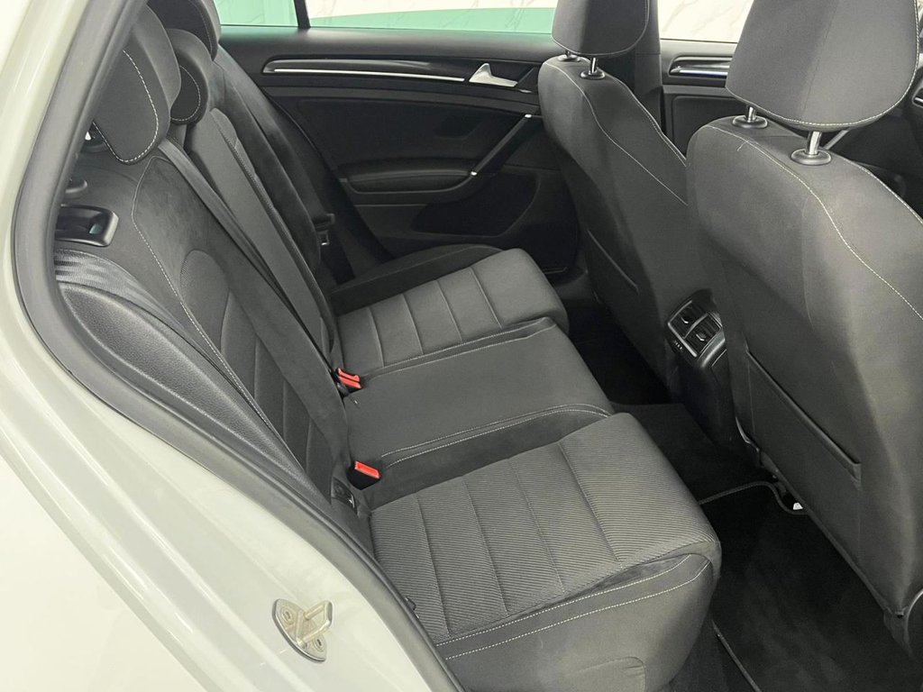 Used Volkswagen Golf 2018 for sale - 76470367: Photo 32