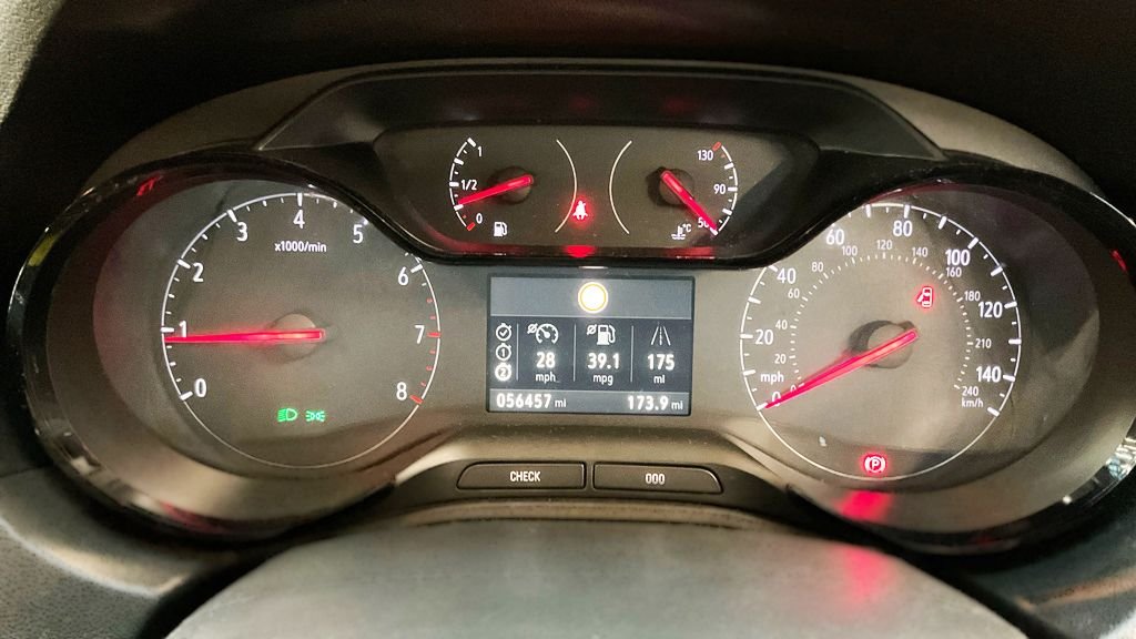 Used Vauxhall Grandland X 2018 for sale - 76820870: Photo 8