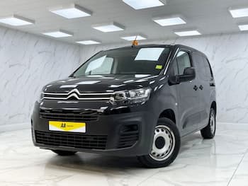 Used Citroen Berlingo 2023 for sale - 79790855: Photo
