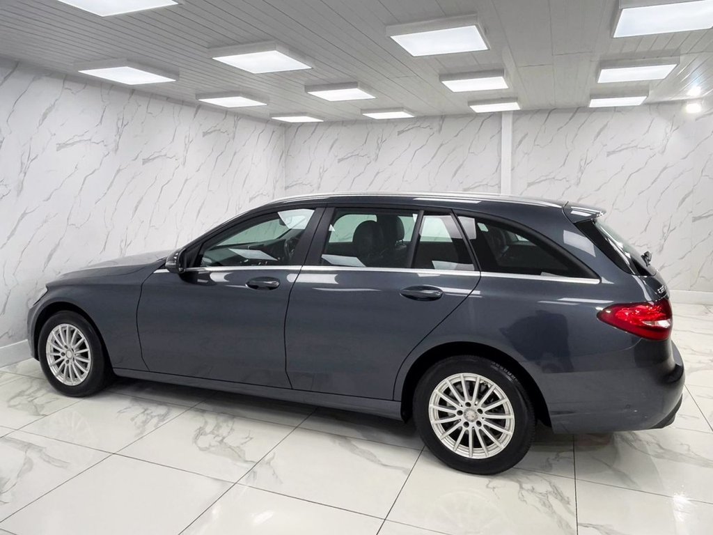 Used Mercedes-Benz C Class 2015 for sale - 77313218: Photo 8