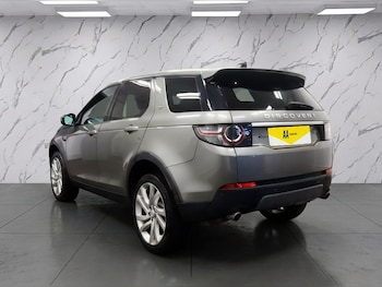Used Land Rover Discovery Sport 2018 for sale - 77369752: Photo