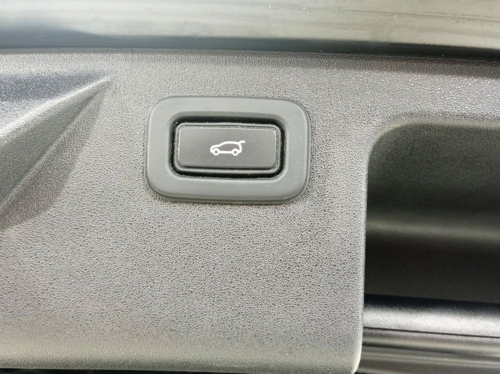 Used Land Rover Discovery Sport 2020 for sale - 77370021: Photo 37