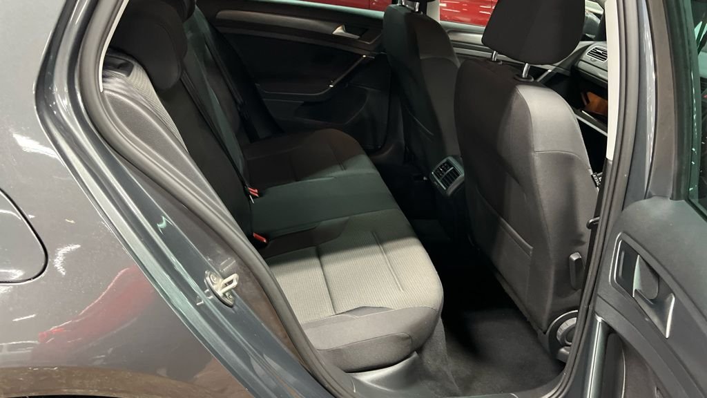 Used Volkswagen Golf 2019 for sale - 78002951: Photo 10