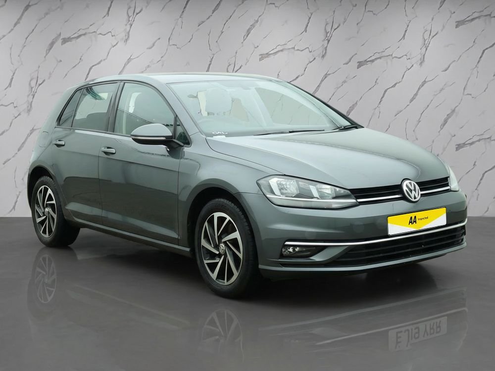 Used Volkswagen Golf 2019 for sale - 78002951: Photo 2