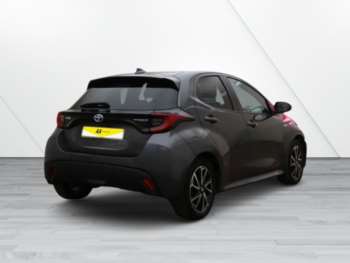 Used Toyota Yaris 2021 for sale - 75275222: Photo