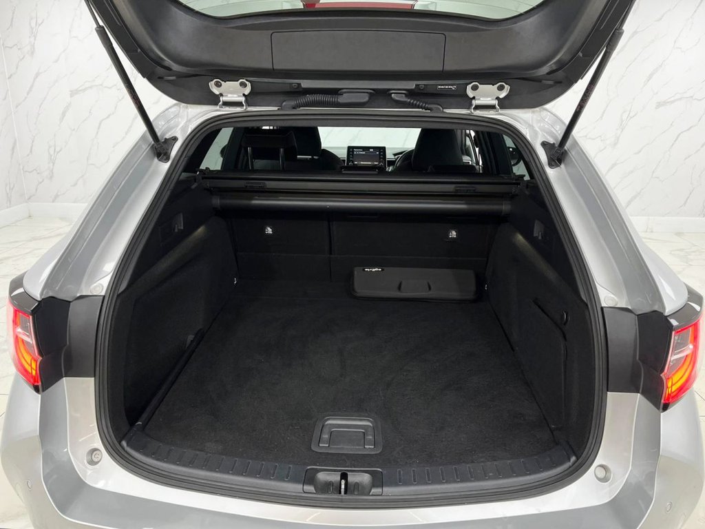 Used Toyota Corolla 2020 for sale - 76496882: Photo 35