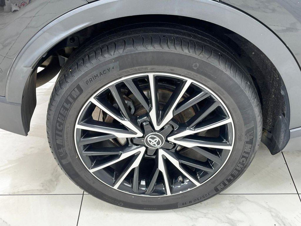 Used Toyota C-HR 2017 for sale - 77703499: Photo 14