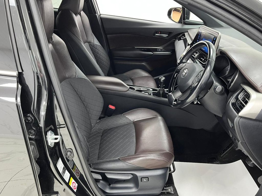 Used Toyota C-HR 2017 for sale - 77703499: Photo 31