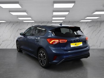 Used Ford Focus 2021 for sale - 77212790: Photo