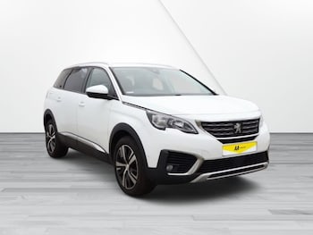 Used Peugeot 5008 2019 for sale - 76210840: Photo