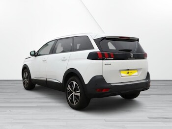 Used Peugeot 5008 2019 for sale - 76210840: Photo