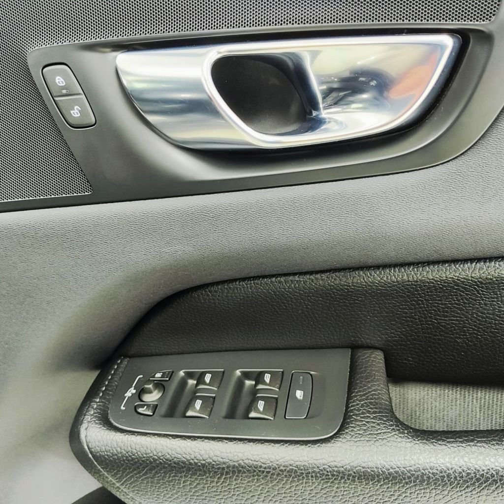 Used Volvo XC60 2020 for sale - 78029946: Photo 36