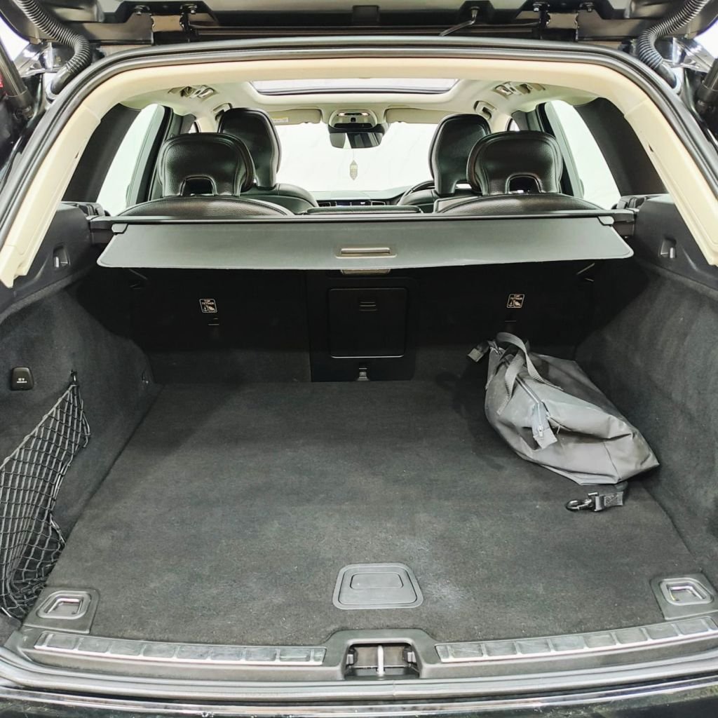 Used Volvo XC60 2020 for sale - 78029946: Photo 41