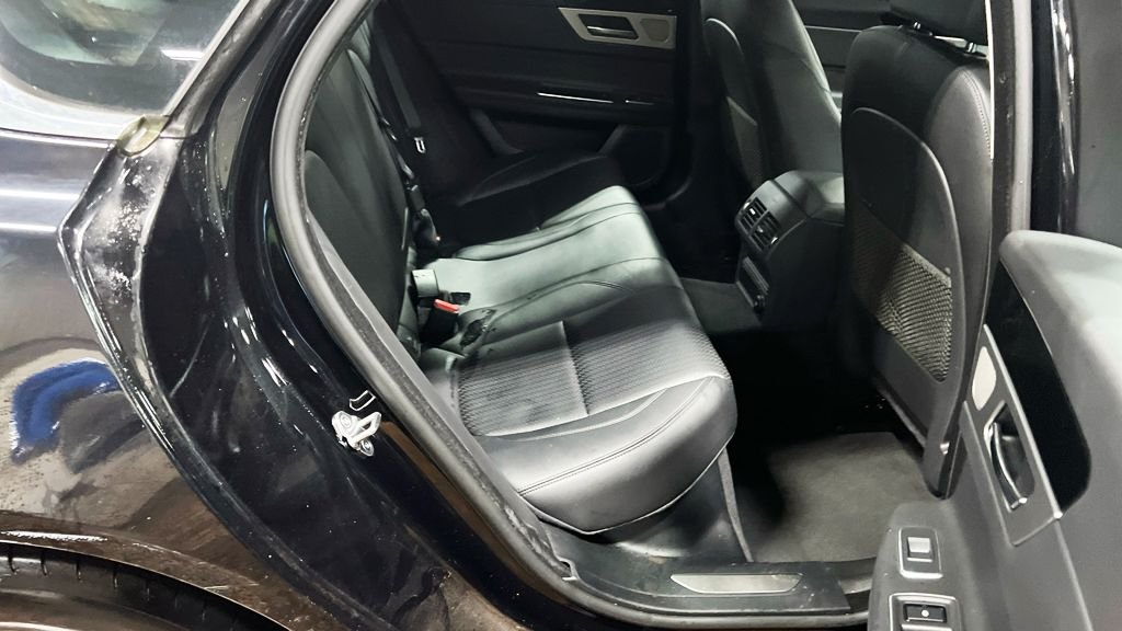 Used Jaguar XF 2018 for sale - 77227032: Photo 10