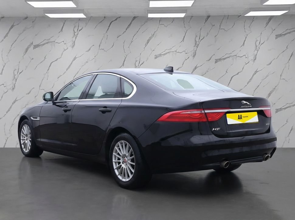 Used Jaguar XF 2018 for sale - 77227032: Photo 3