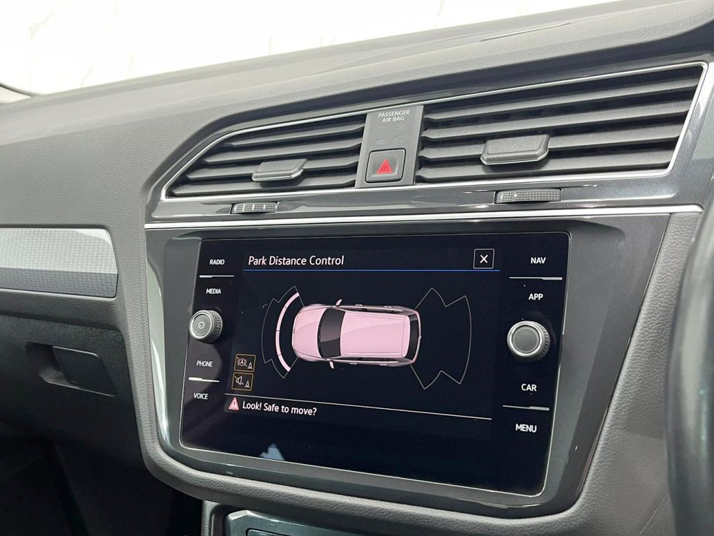 Used Volkswagen Tiguan 2023 for sale - 77798304: Photo 22