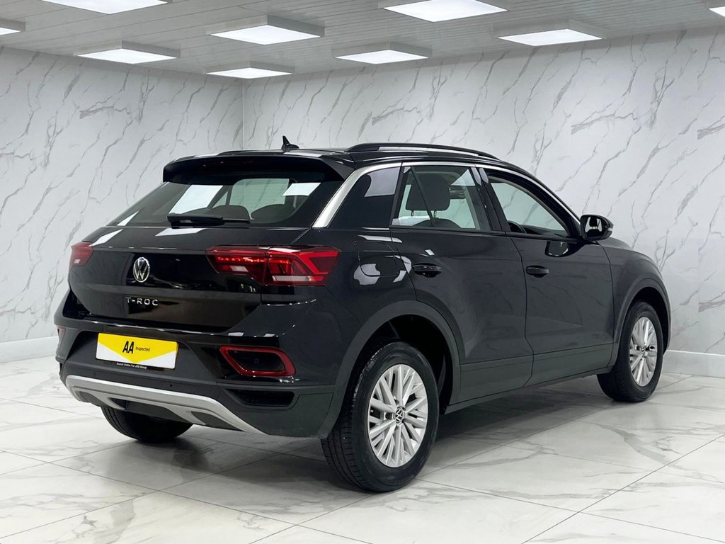 Used Volkswagen T-Roc 2023 for sale - 78110513: Photo 11