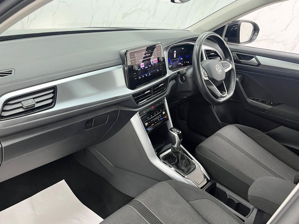 Used Volkswagen T-Roc 2023 for sale - 78110513: Photo 19