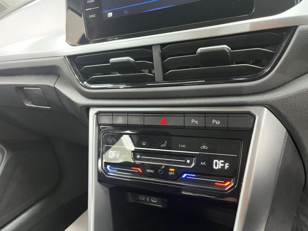 Used Volkswagen T-Roc 2023 for sale - 78110513: Photo 22