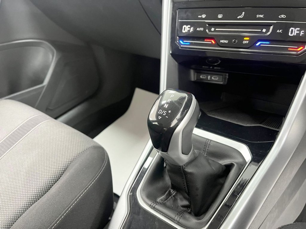 Used Volkswagen T-Roc 2023 for sale - 78110513: Photo 23