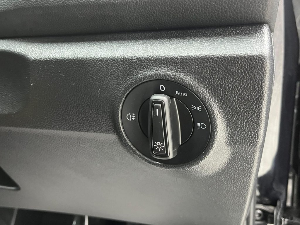 Used Volkswagen T-Roc 2023 for sale - 78110513: Photo 27