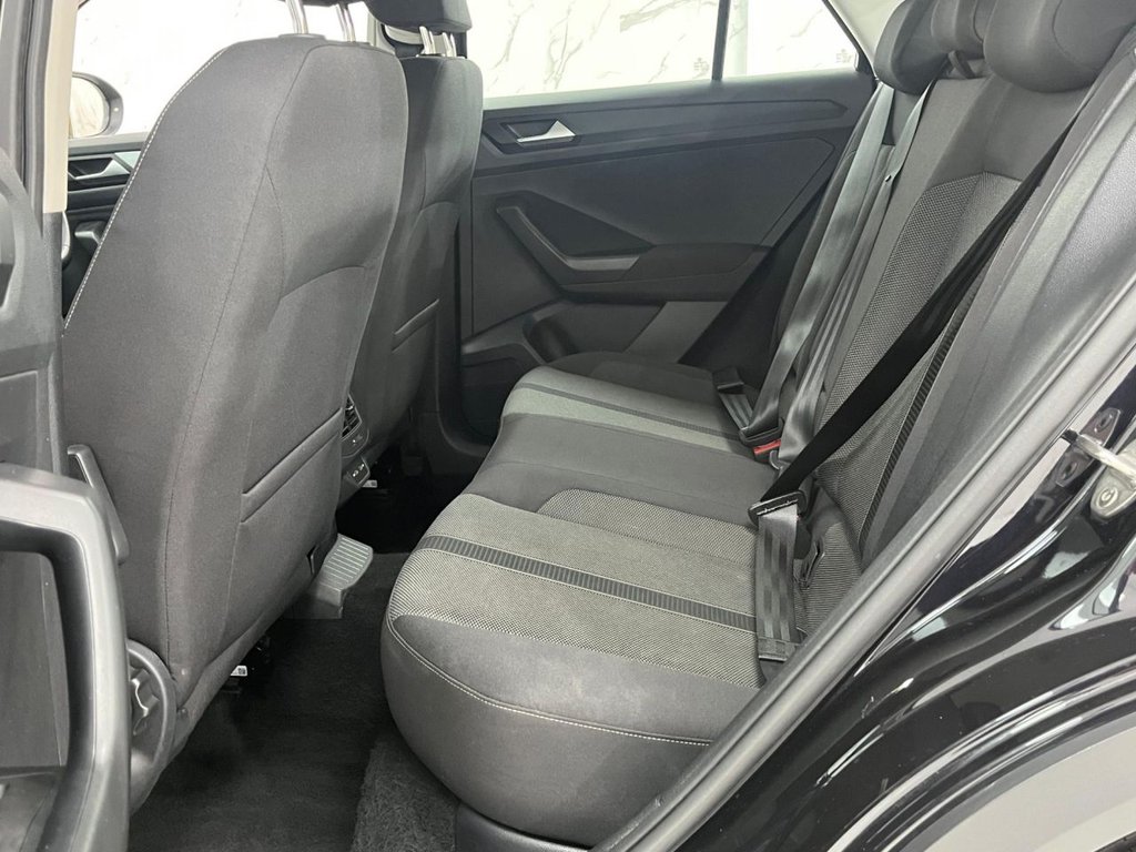 Used Volkswagen T-Roc 2023 for sale - 78110513: Photo 31