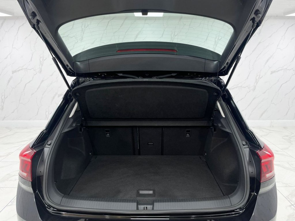 Used Volkswagen T-Roc 2023 for sale - 78110513: Photo 34
