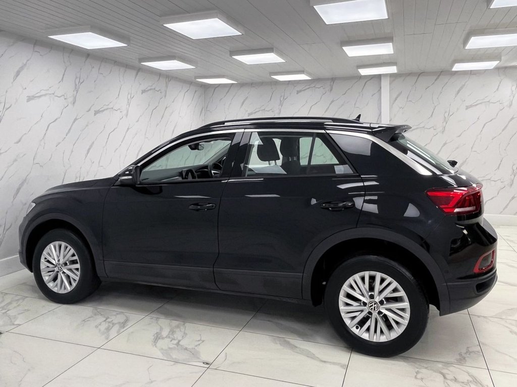 Used Volkswagen T-Roc 2023 for sale - 78110513: Photo 8