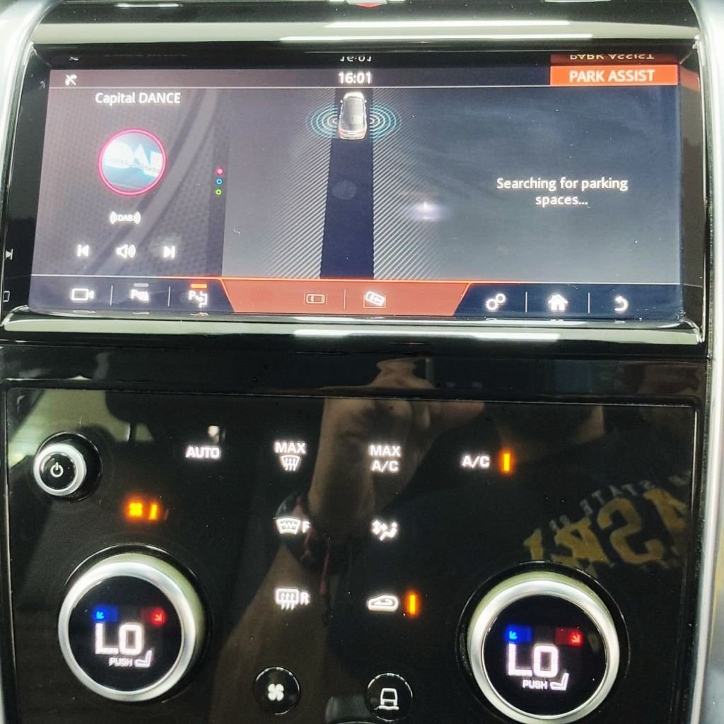 Used Land Rover Discovery Sport 2021 for sale - 77952687: Photo 24