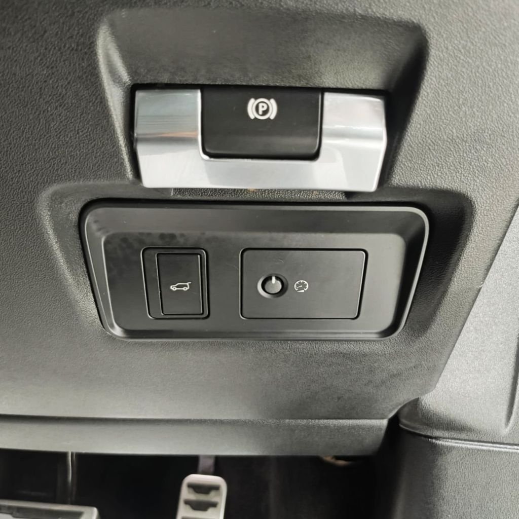 Used Land Rover Discovery Sport 2021 for sale - 77952687: Photo 29