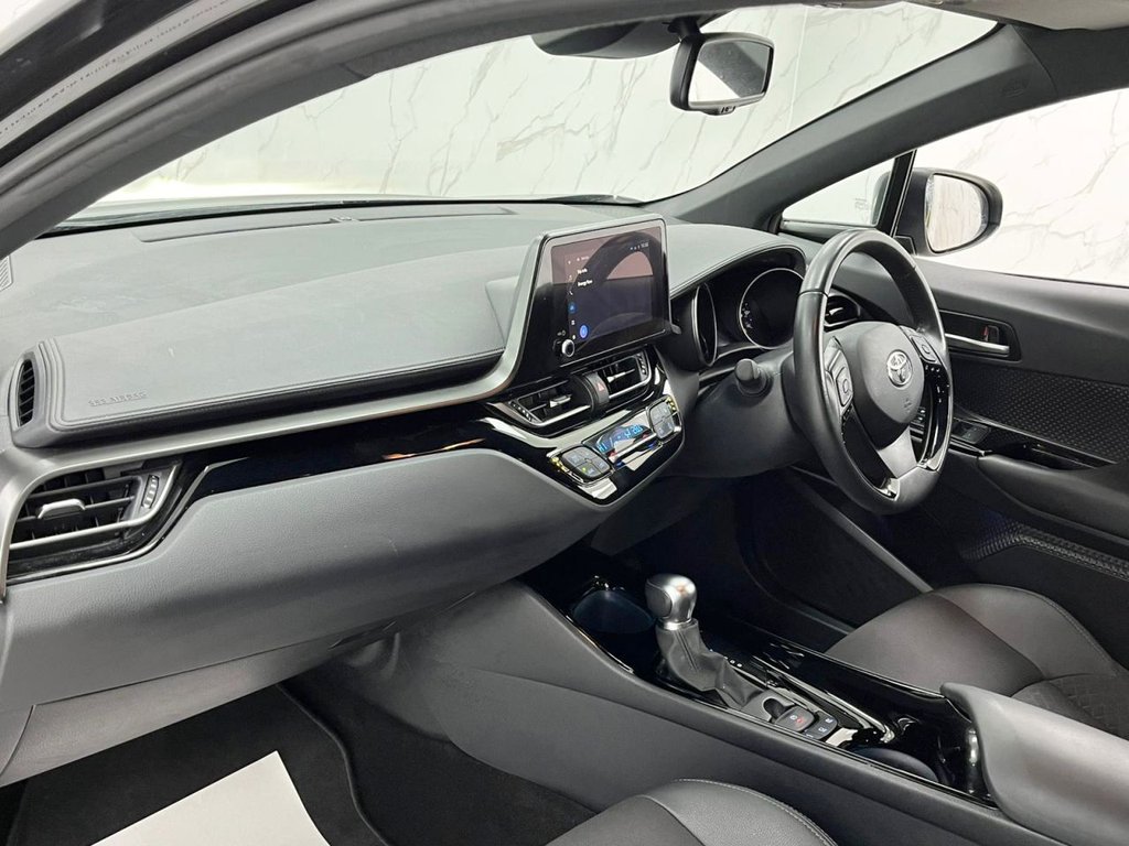 Used Toyota C-HR 2023 for sale - 76496875: Photo 17