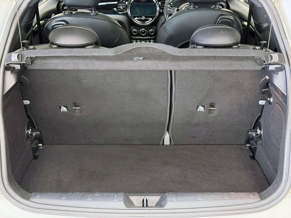 Used MINI Electric Hatch 2021 for sale - 76223596: Photo 32