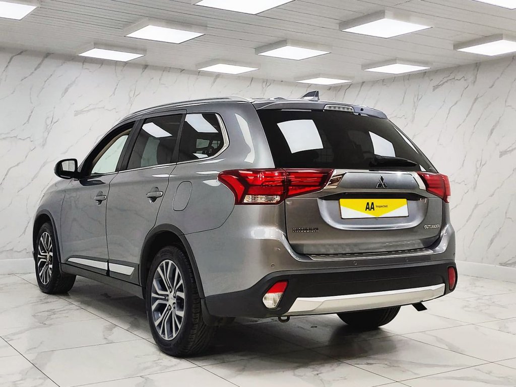 Used Mitsubishi Outlander 2018 for sale - 77952684: Photo 10