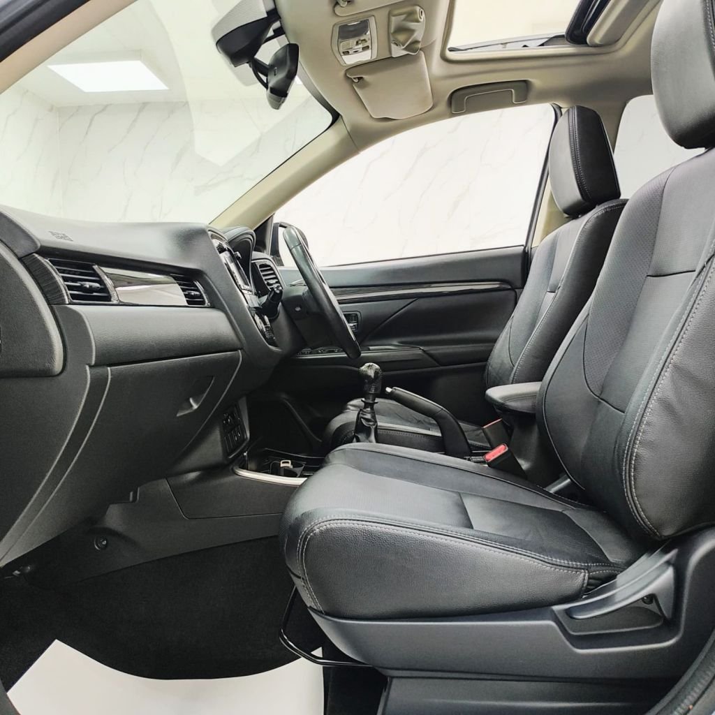 Used Mitsubishi Outlander 2018 for sale - 77952684: Photo 17