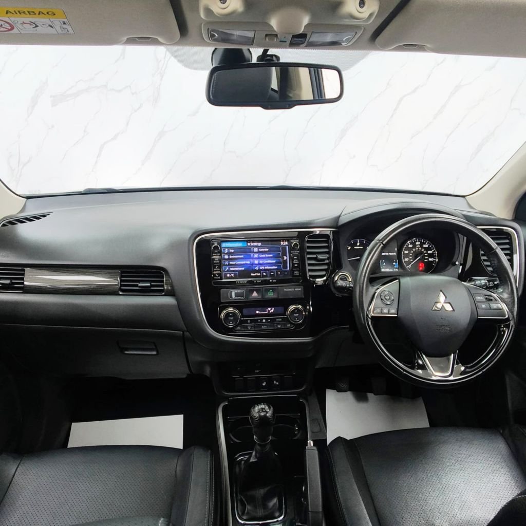 Used Mitsubishi Outlander 2018 for sale - 77952684: Photo 30