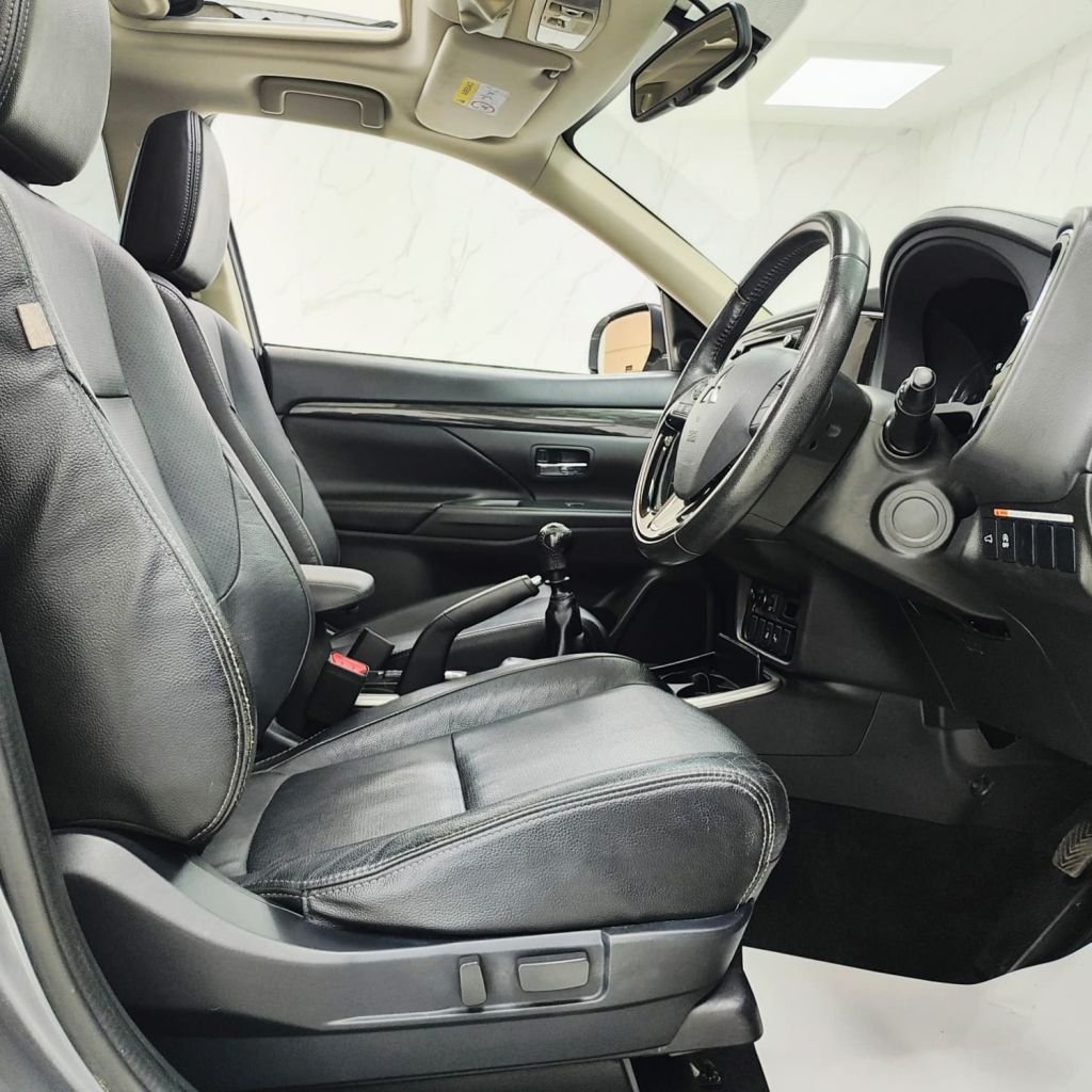 Used Mitsubishi Outlander 2018 for sale - 77952684: Photo 33