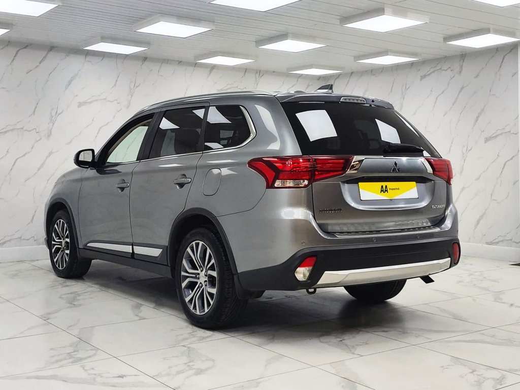 Used Mitsubishi Outlander 2018 for sale - 77952684: Photo 9