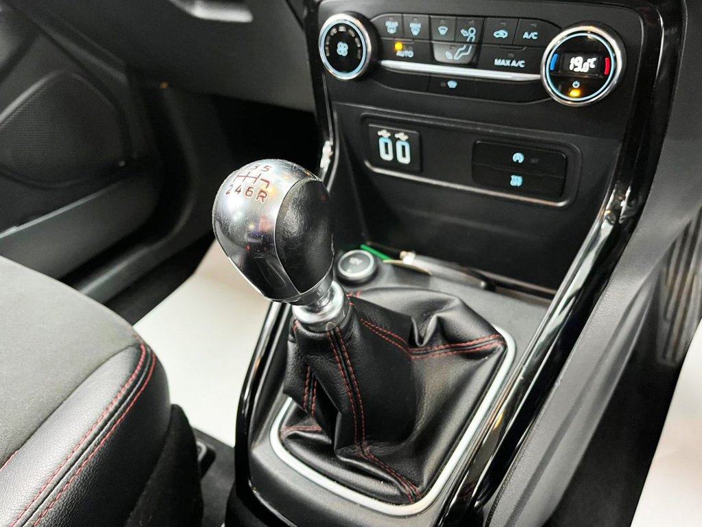 Used Ford Ecosport 2019 for sale - 76973704: Photo 22