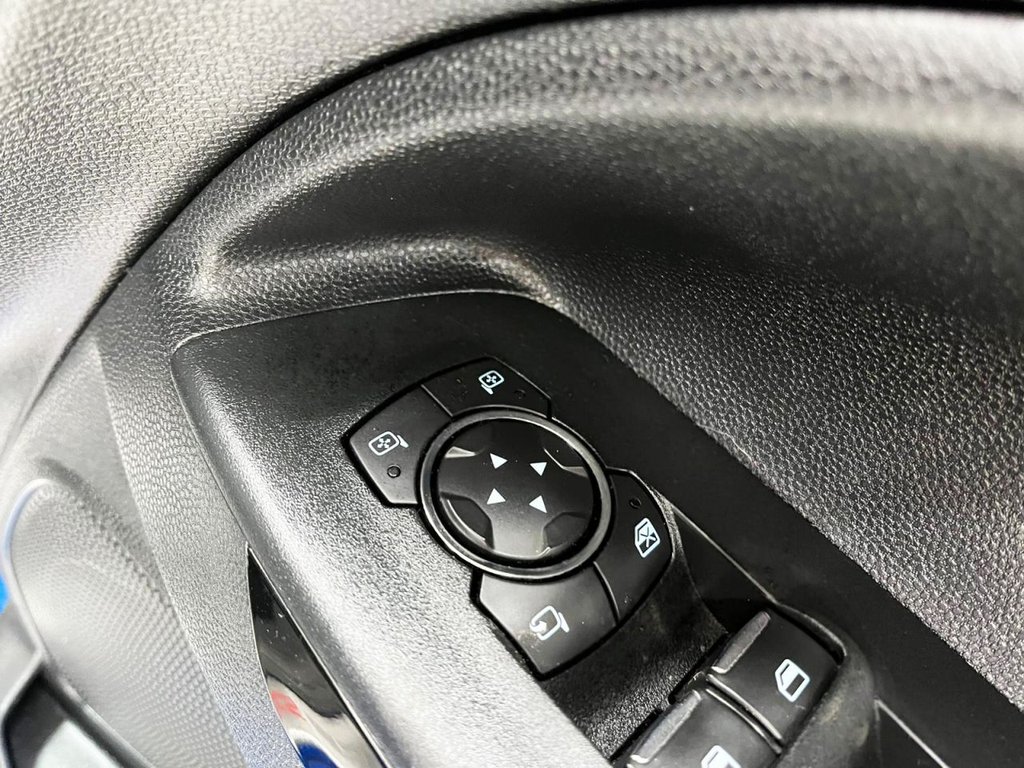 Used Ford Ecosport 2019 for sale - 76973704: Photo 31