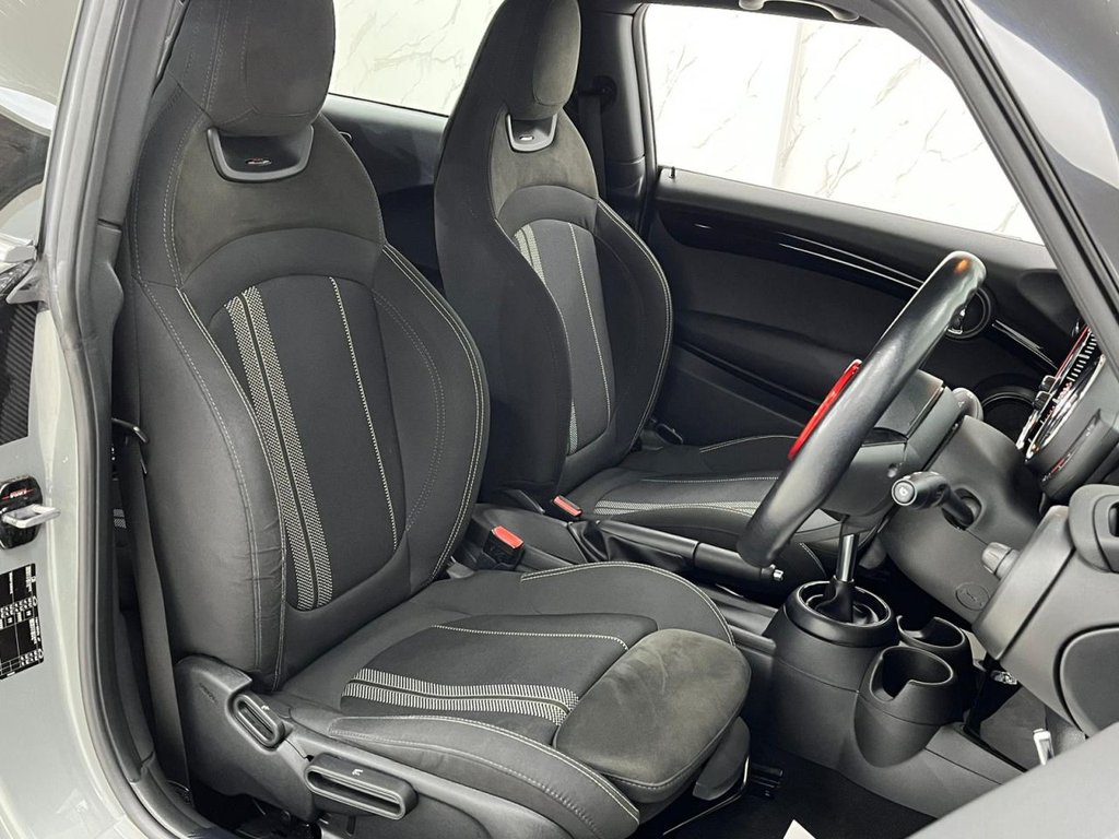 Used MINI Hatch 2017 for sale - 77241652: Photo 32