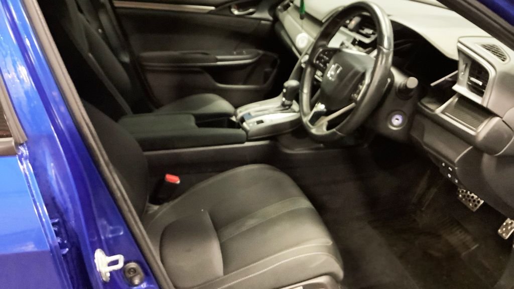 Used Honda Civic 2018 for sale - 77369946: Photo 9