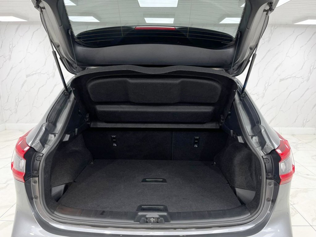 Used Nissan Qashqai 2018 for sale - 77241666: Photo 32