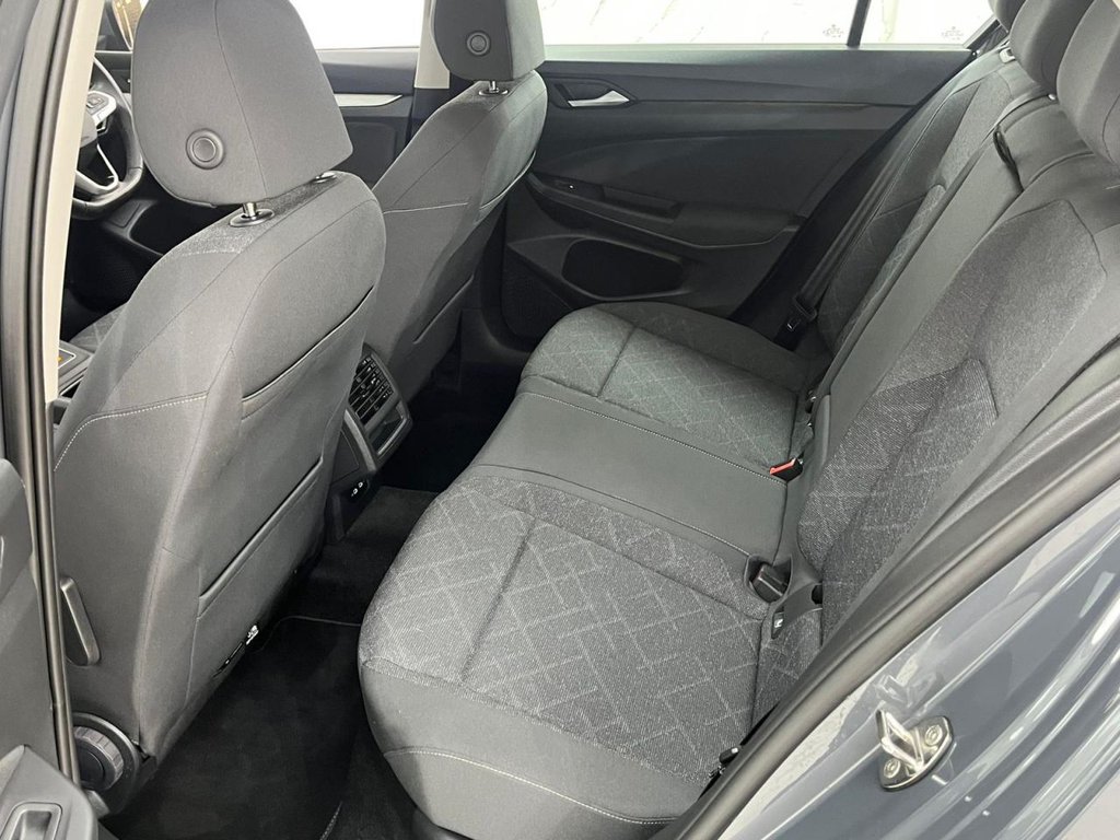 Used Volkswagen Golf 2021 for sale - 75877103: Photo 28