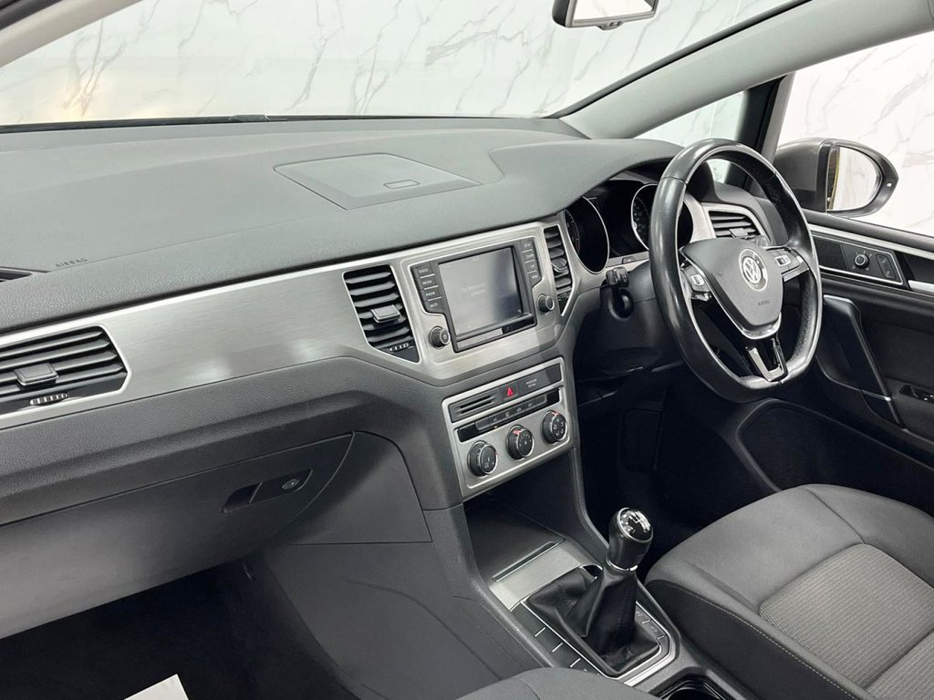 Used Volkswagen Golf SV 2016 for sale - 76570602: Photo 15